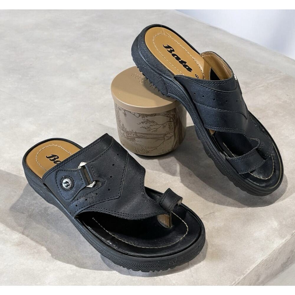 BATA- Black Toe Ring Flat Slip On Sandals Women’s Size 9 Summer Casual Wear